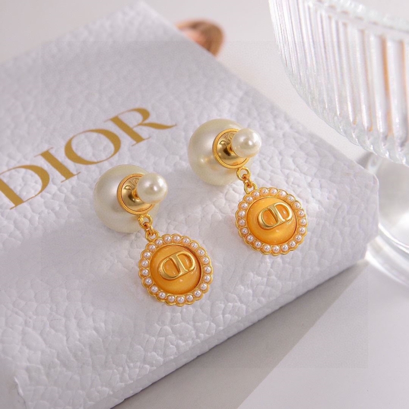 chr1st1an D10r necklaces